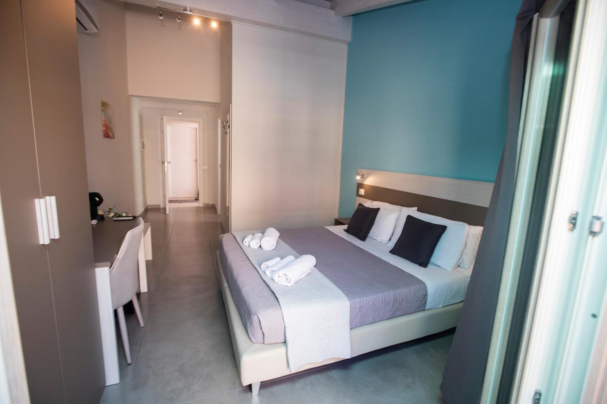 La Perla Amantea - Rooms & Apartaments Exteriér fotografie